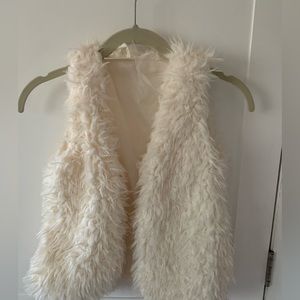 Furry vest for your fashionista!